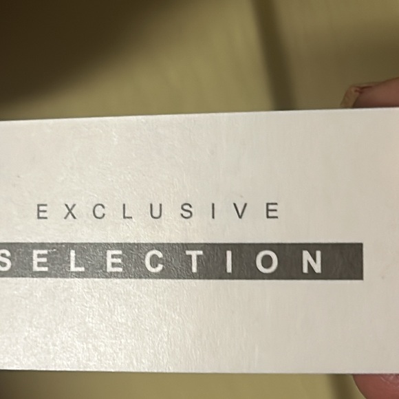 CBR women small stretch top; - Picture 3 of 10